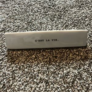 RAE DUNN Cest la Vie Desk Decor